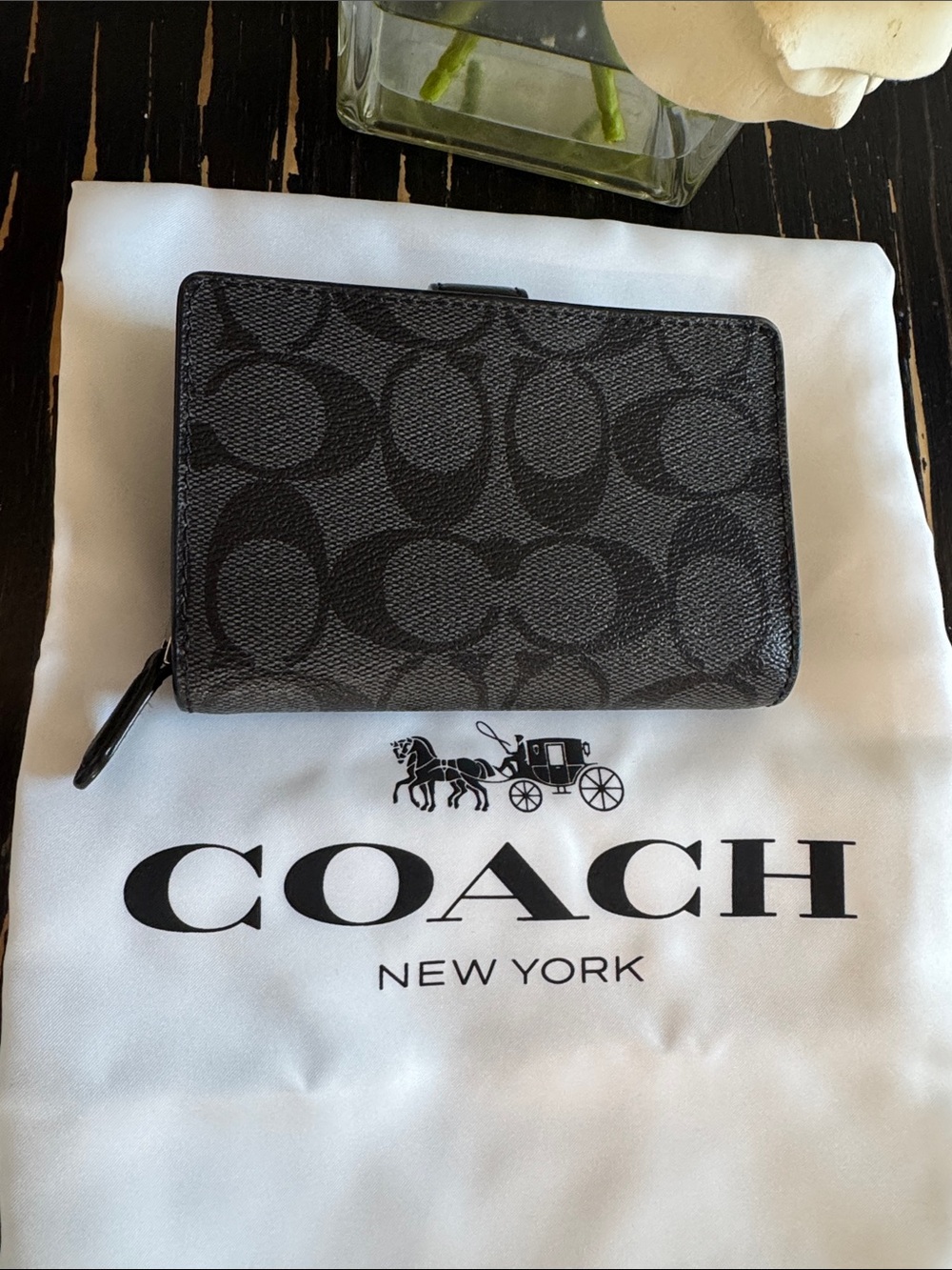 Coach Zip Wallet in Signature Canvas Black Smoke Charcoal colorway - Picture 2 of 5